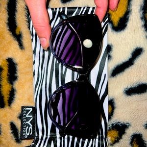 Got for mom,she didn’t like them, got them for 80$ selling for 60$